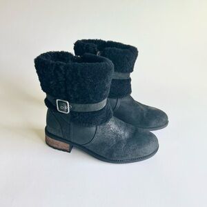 UGG Black Waterproof Sheepskin Leather Mid Calf Winter Boots size 8.5